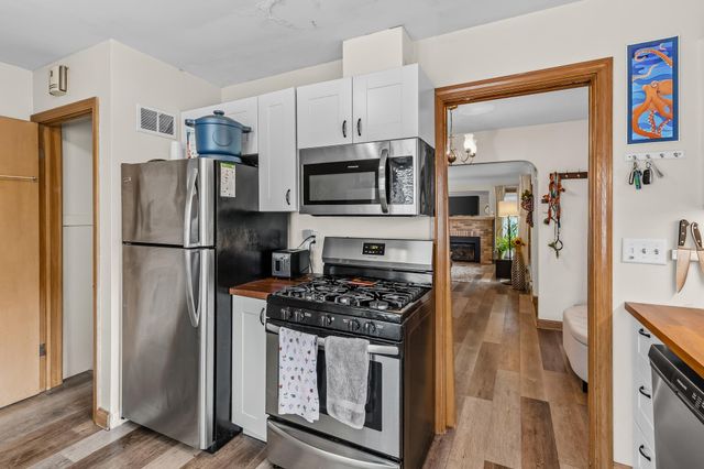 2510 Vincent Avenue N, Minneapolis, MN 55411