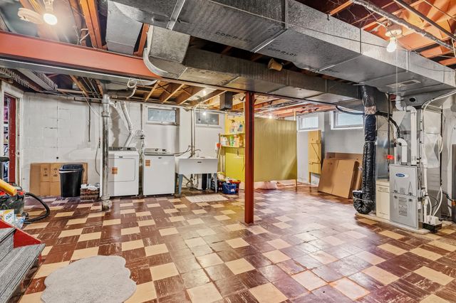 2510 Vincent Avenue N, Minneapolis, MN 55411