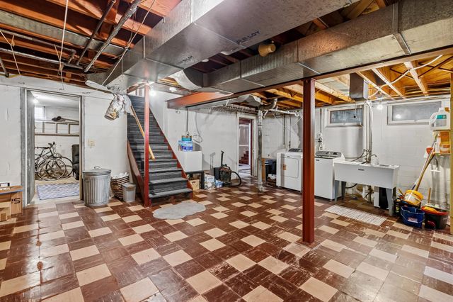 2510 Vincent Avenue N, Minneapolis, MN 55411