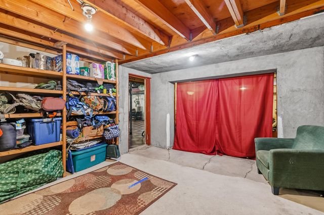 2510 Vincent Avenue N, Minneapolis, MN 55411