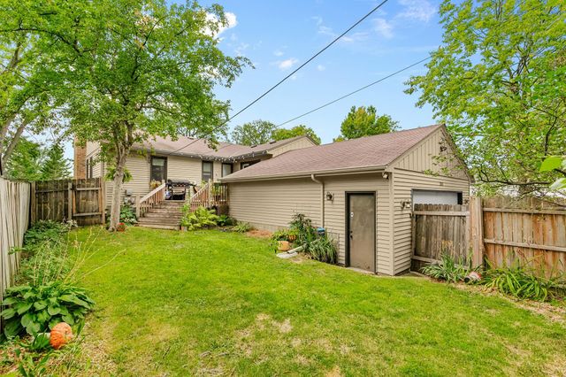 2510 Vincent Avenue N, Minneapolis, MN 55411