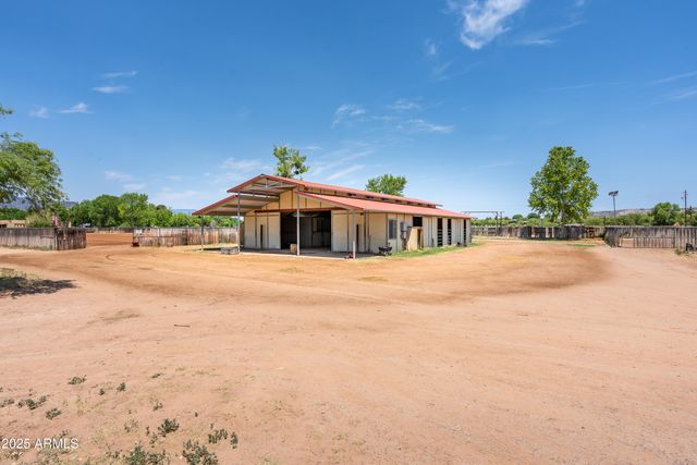 707 E QUARTERHORSE Lane, Camp Verde, AZ 86322