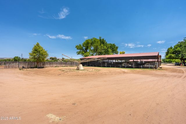 707 E QUARTERHORSE Lane, Camp Verde, AZ 86322