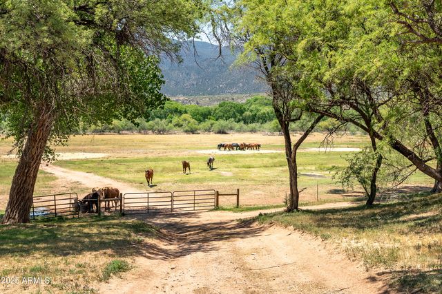 707 E QUARTERHORSE Lane, Camp Verde, AZ 86322