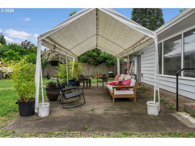 807 VINCENT St, Eugene, OR 97401
