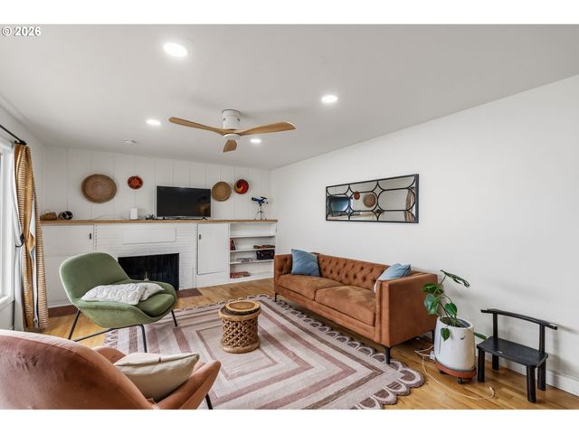 807 VINCENT St, Eugene, OR 97401