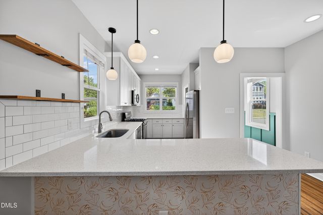 534 E Lenoir Street, Raleigh, NC 27601