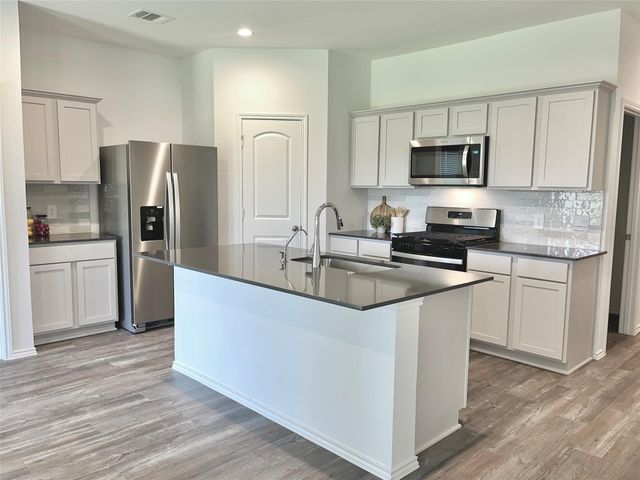 14919 Clay Harvest Ridge, Magnolia, TX 77354