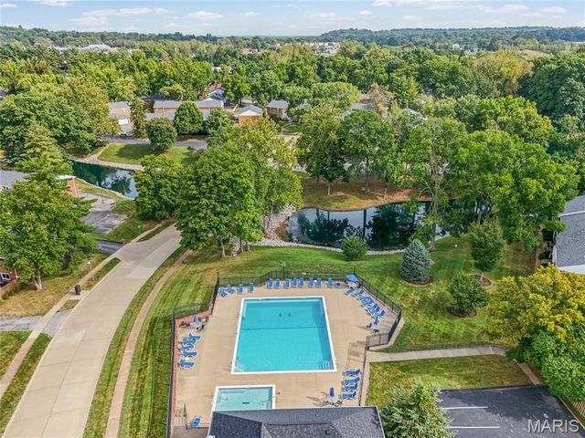 13419 Land O Woods Drive 1, Chesterfield, MO 63141