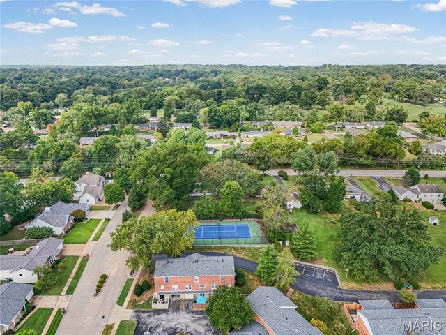 13419 Land O Woods Drive 1, Chesterfield, MO 63141