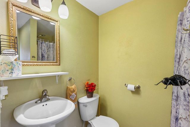 614 Whitewater AVENUE, Fort Atkinson, WI 53538