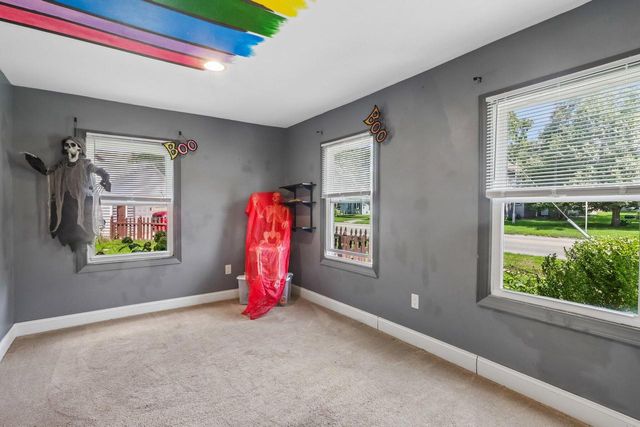 614 Whitewater AVENUE, Fort Atkinson, WI 53538