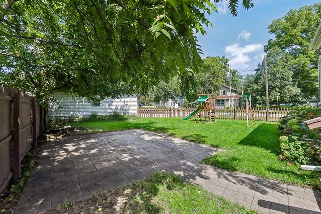 614 Whitewater AVENUE, Fort Atkinson, WI 53538