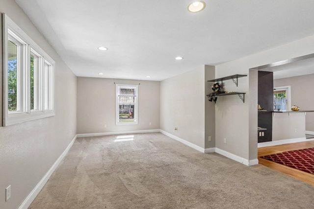 614 Whitewater AVENUE, Fort Atkinson, WI 53538
