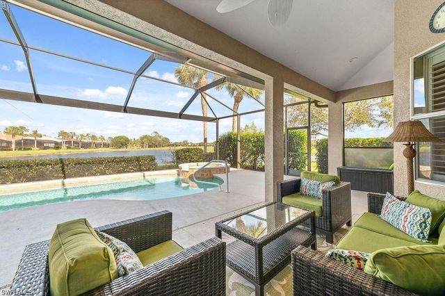 8963 Appaloosa CT, Naples, FL 34113