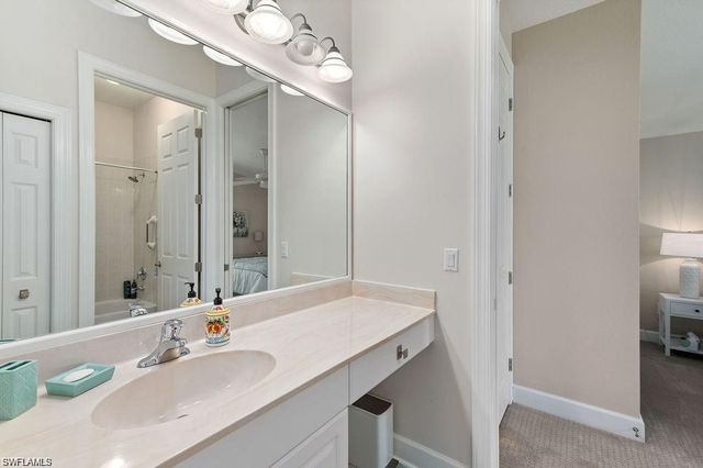 8963 Appaloosa CT, Naples, FL 34113