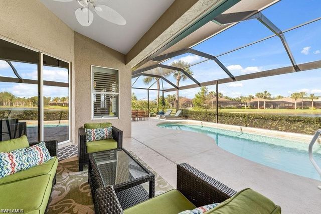8963 Appaloosa CT, Naples, FL 34113