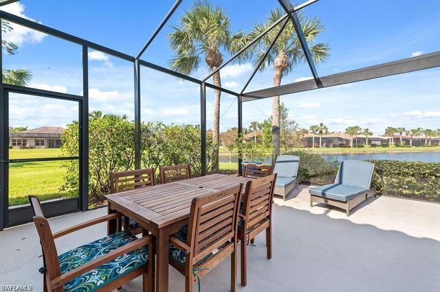 8963 Appaloosa CT, Naples, FL 34113