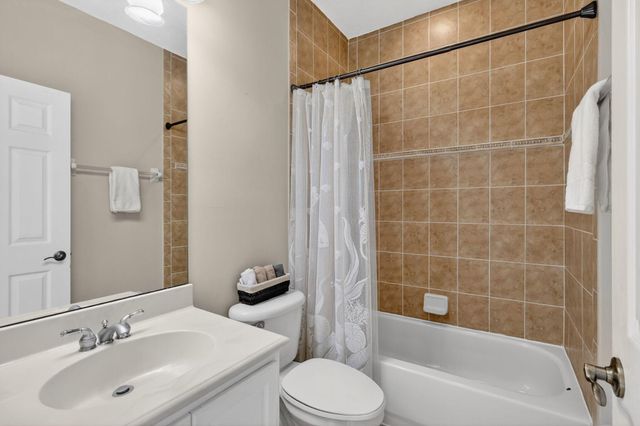 115 Harbors Way, Boynton Beach, FL 33435