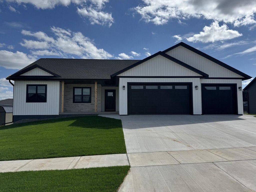 3115 Cortland STREET, Holmen, WI 54636