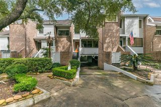 2001 Enterprise Avenue 4, League City, TX 77573