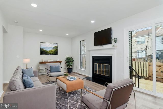 14816 MILLICENT CT, Centreville, VA 20120