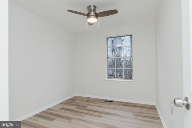 14816 MILLICENT CT, Centreville, VA 20120