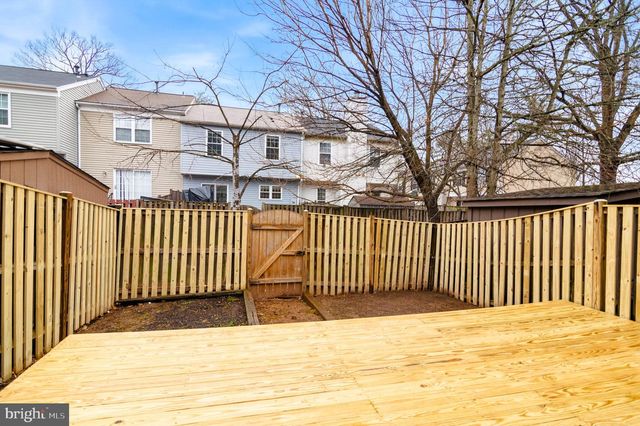 14816 MILLICENT CT, Centreville, VA 20120