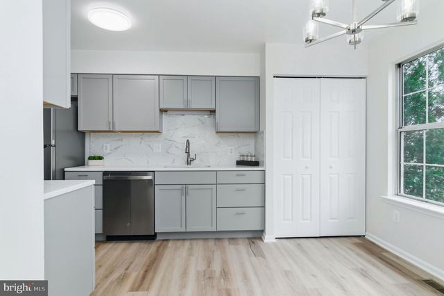 14816 MILLICENT CT, Centreville, VA 20120