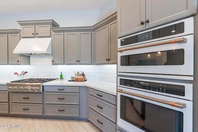 21258 W MEADOWBROOK Avenue, Buckeye, AZ 85396