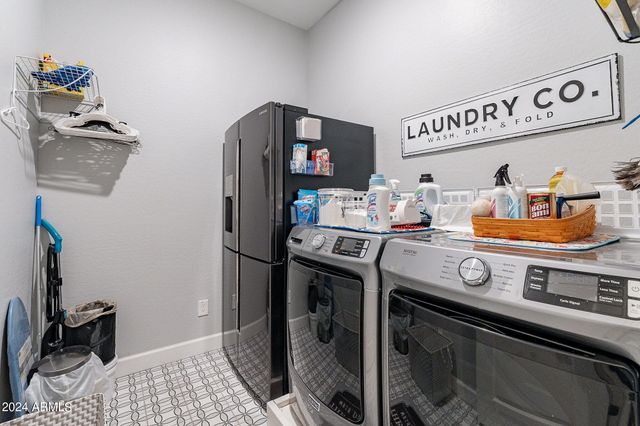 21258 W MEADOWBROOK Avenue, Buckeye, AZ 85396