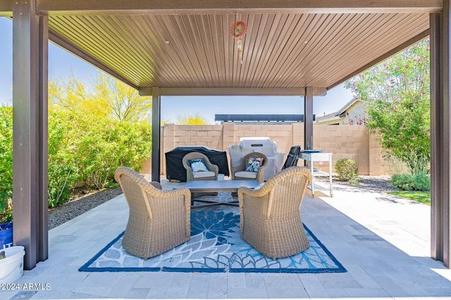 21258 W MEADOWBROOK Avenue, Buckeye, AZ 85396