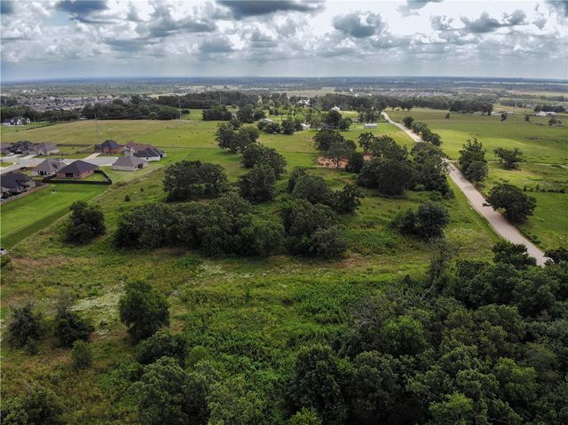 Huber Road, Centerton, AR 72719