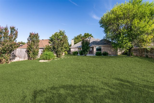 368 Lockwood Lane, Weatherford, TX 76087