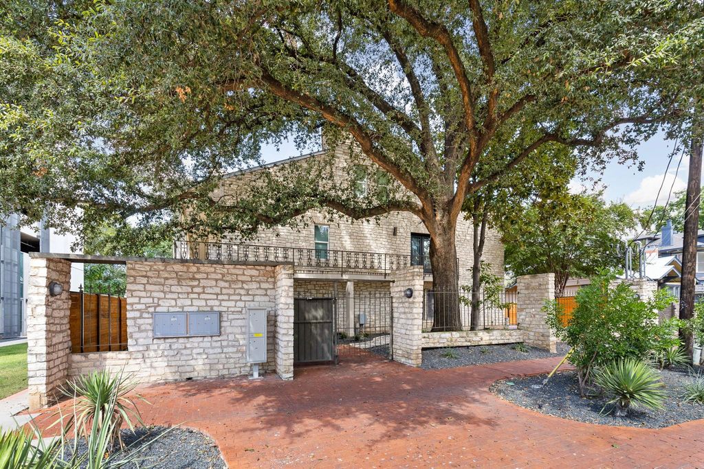 706 West Ave C, Austin, TX 78701