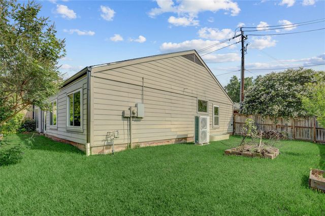 3311 Carmel Valley Drive, Missouri City, TX 77459