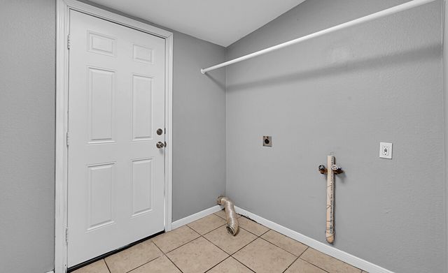 6520 N State Highway 6, Woodway, TX 76712