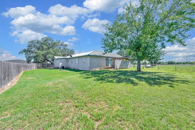 6520 N State Highway 6, Woodway, TX 76712