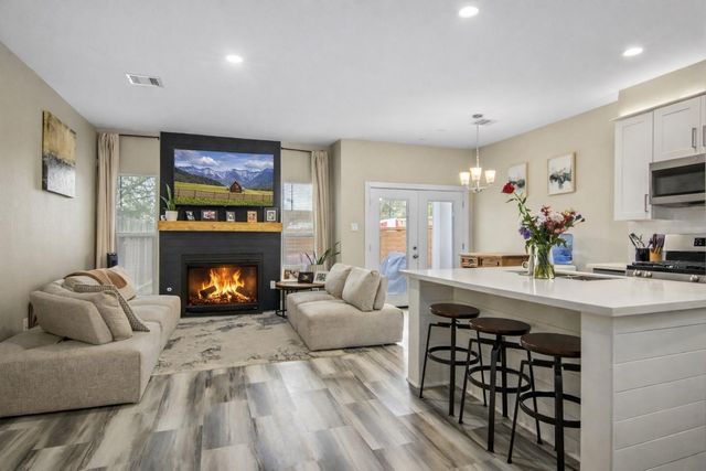 5417 Texas Street A, Houston, TX 77011