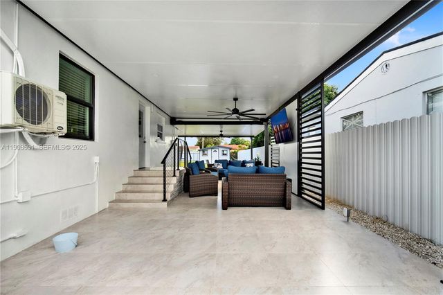 660 E 38th Street, Hialeah, FL 33013