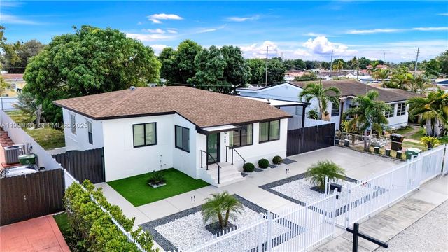 660 E 38th Street, Hialeah, FL 33013