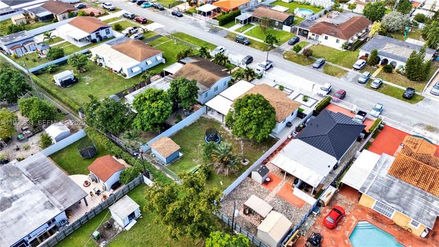 660 E 38th Street, Hialeah, FL 33013