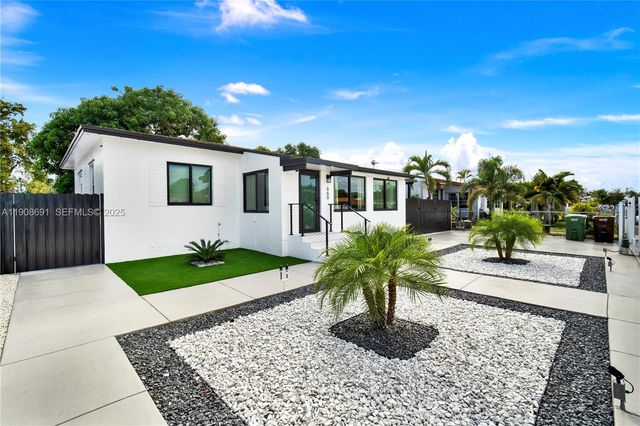 660 E 38th Street, Hialeah, FL 33013