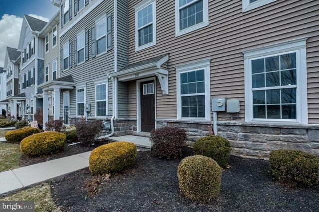 100 N HARNER BLVD, Coatesville, PA 19320