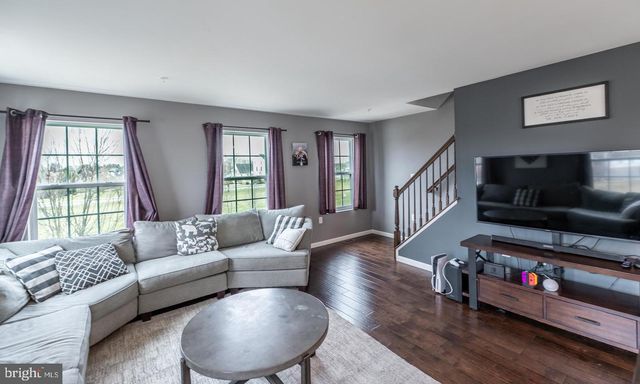 100 N HARNER BLVD, Coatesville, PA 19320