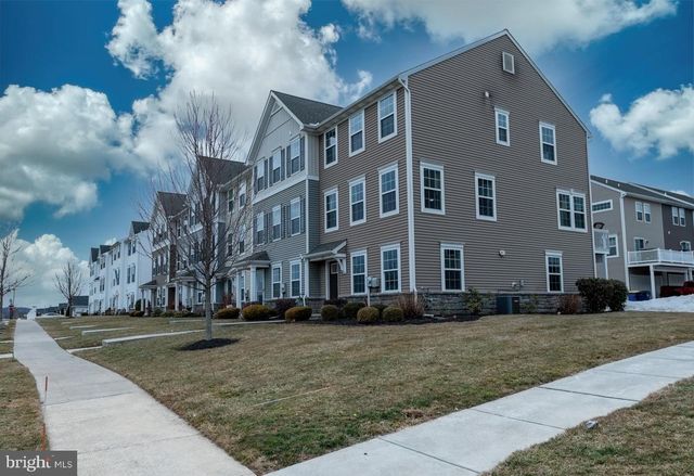 100 N HARNER BLVD, Coatesville, PA 19320