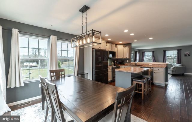 100 N HARNER BLVD, Coatesville, PA 19320