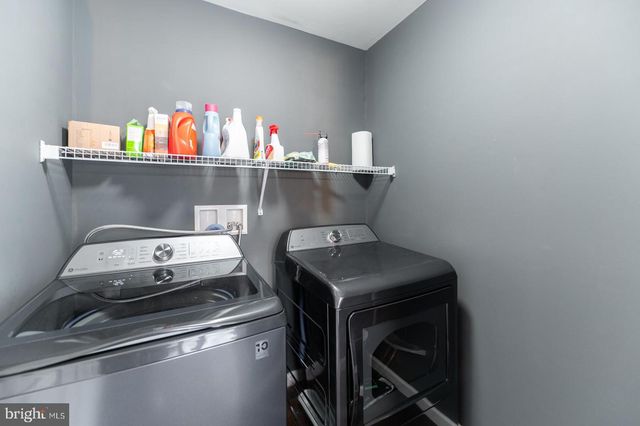 100 N HARNER BLVD, Coatesville, PA 19320