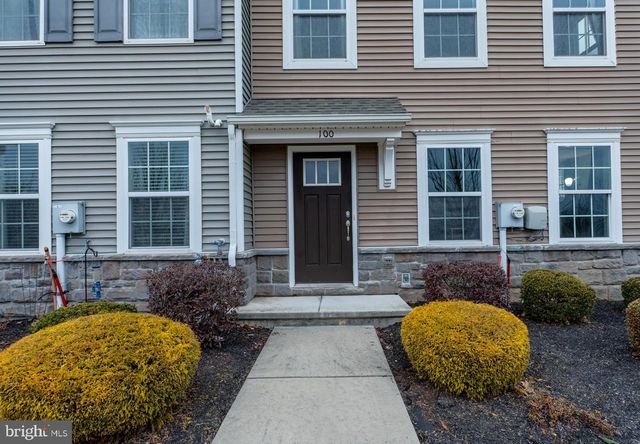 100 N HARNER BLVD, Coatesville, PA 19320