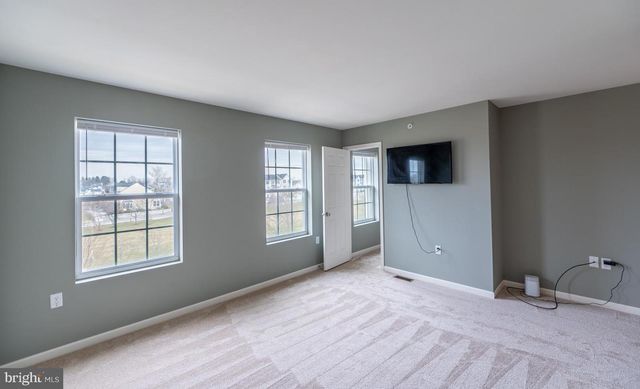 100 N HARNER BLVD, Coatesville, PA 19320